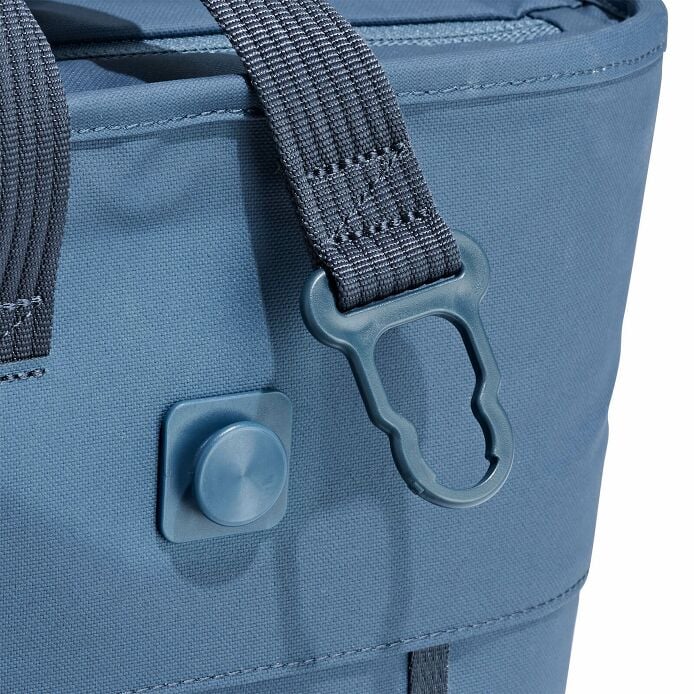 carryouttm-soft-cooler-tote-20-l-j5 250815_hydro_cooler_details_14841_2.jpg