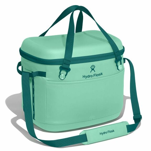 carryouttm-soft-cooler-30-l-x7 cpco344-carryout-cooler-30l-mermaid-green-angled_1.jpg