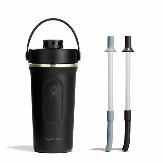 shaker-bottle-and-straw-bundle-o1 group_187_1__1.jpg