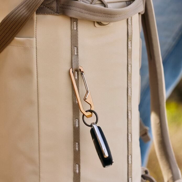carryouttm-backpack-22-l-o3 hf_carryout_bouwer_d1_l1_torrey_pines_lifestyle_1838_2.jpg