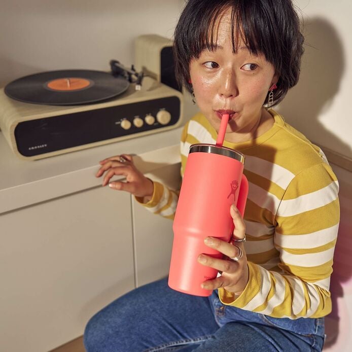 24-oz-travel-tumbler-p1 hf_s26_mcinnis_2487.jpg