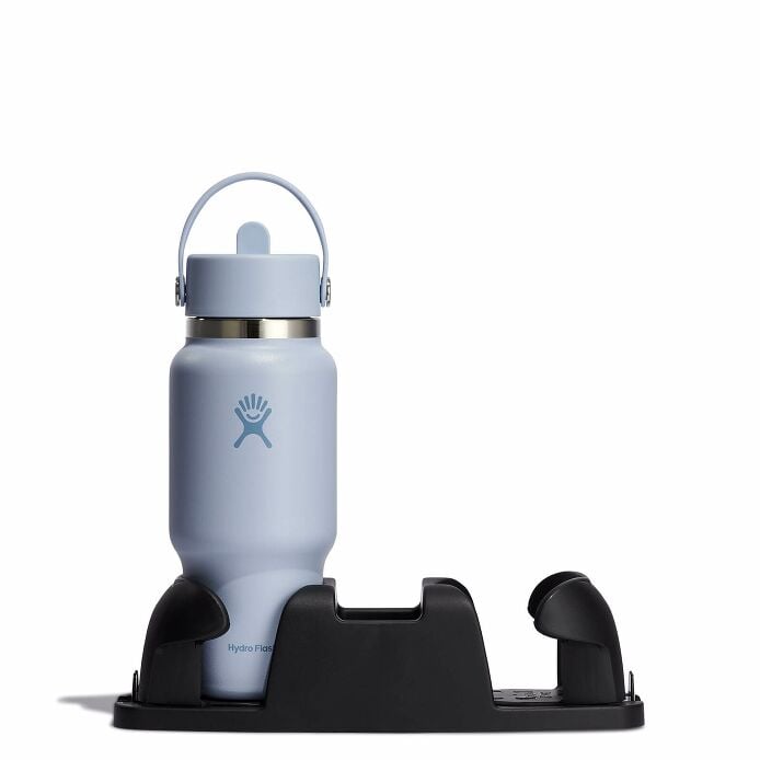 24-oz-travel-bottle-with-flex-straw-cap-a8 surf-travel-bottle-in-cuplholder_2_8_1.jpg